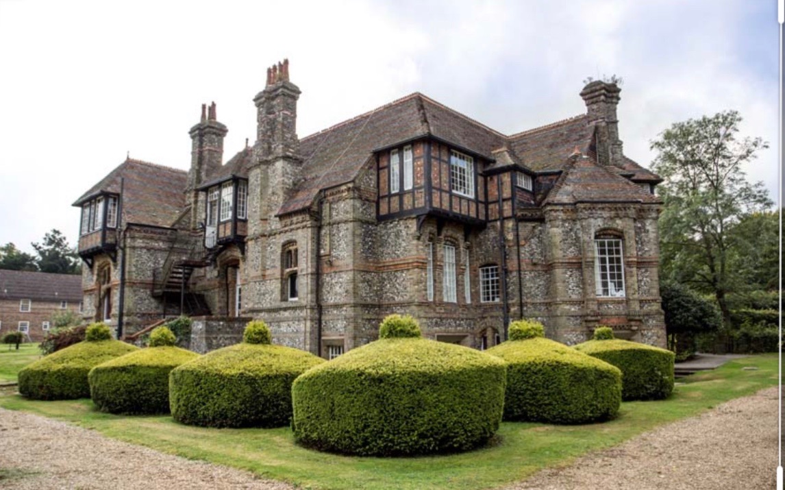 Planning application to redevelop Fawkham Manor